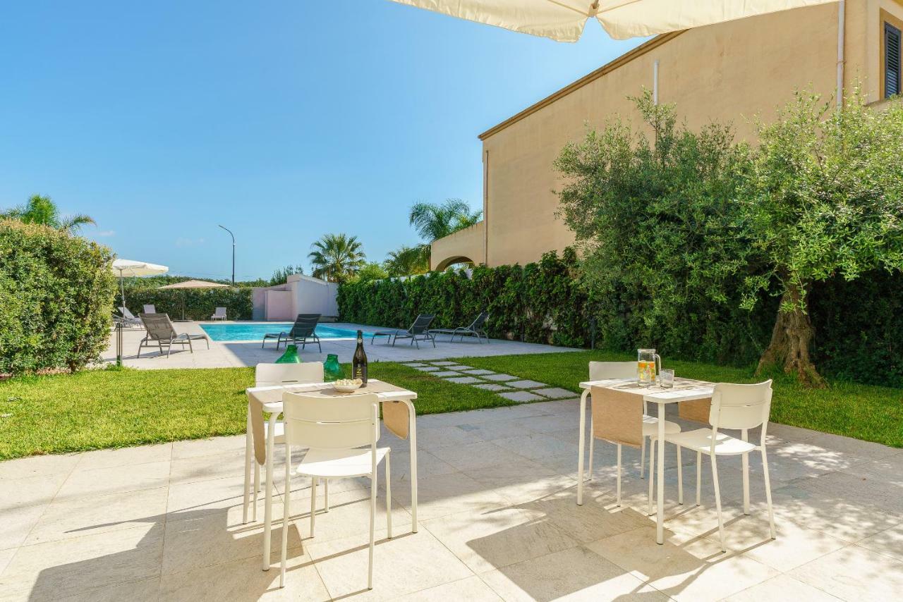 Travini Hotel Residence Marsala Bagian luar foto