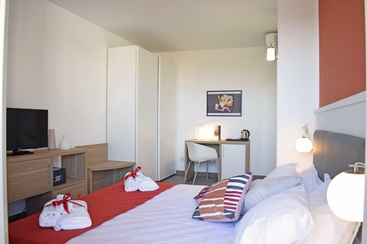 Travini Hotel Residence Marsala Bagian luar foto