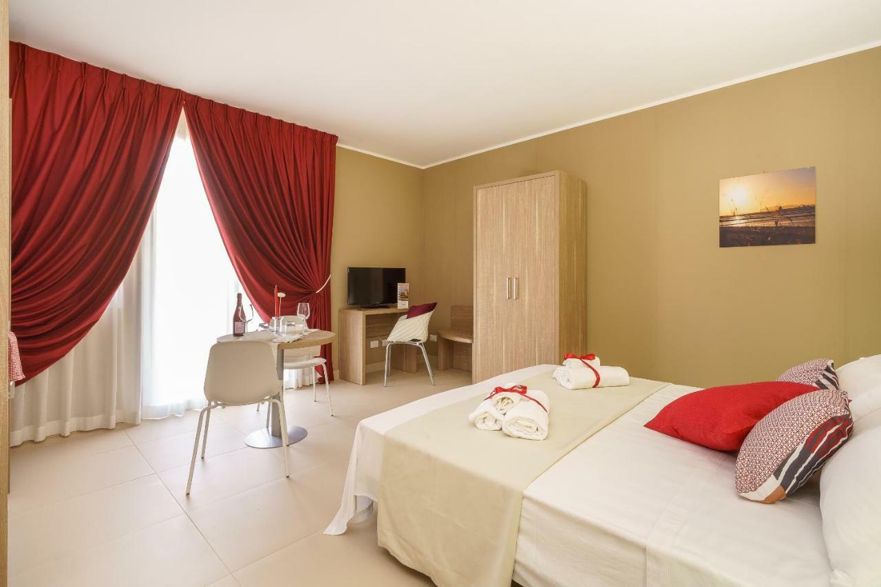 Travini Hotel Residence Marsala Bagian luar foto