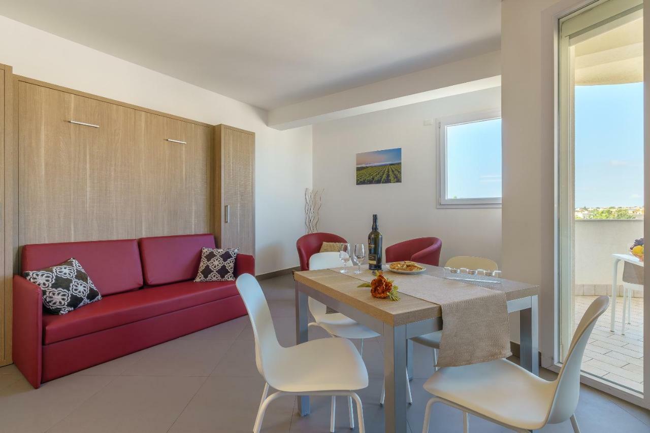 Travini Hotel Residence Marsala Bagian luar foto