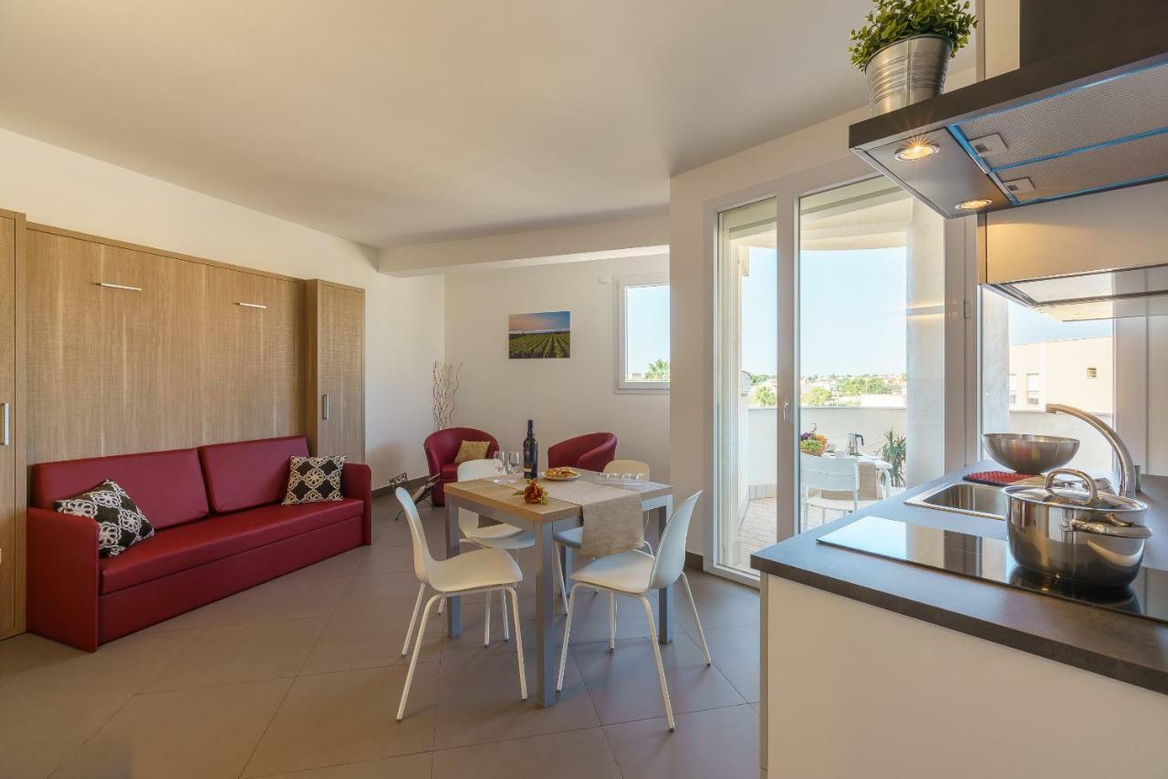 Travini Hotel Residence Marsala Bagian luar foto
