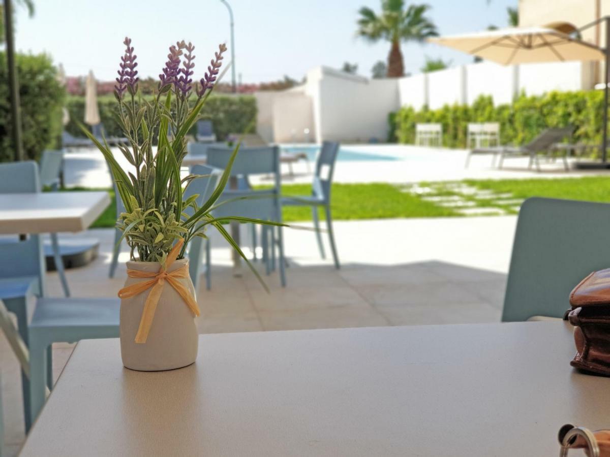 Travini Hotel Residence Marsala Bagian luar foto